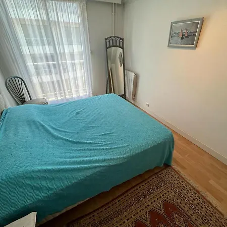 Apartment T4 Avec Parking, Balcon Et Proche Commerces A - Fr-1-239-921 Biarritz